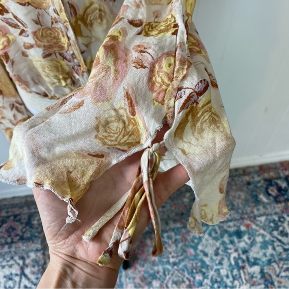 Free People Intimately Everything's Rosy Bodysuit In Tea Combo SZ XS Bell Sleeve - Picture 4 of 16